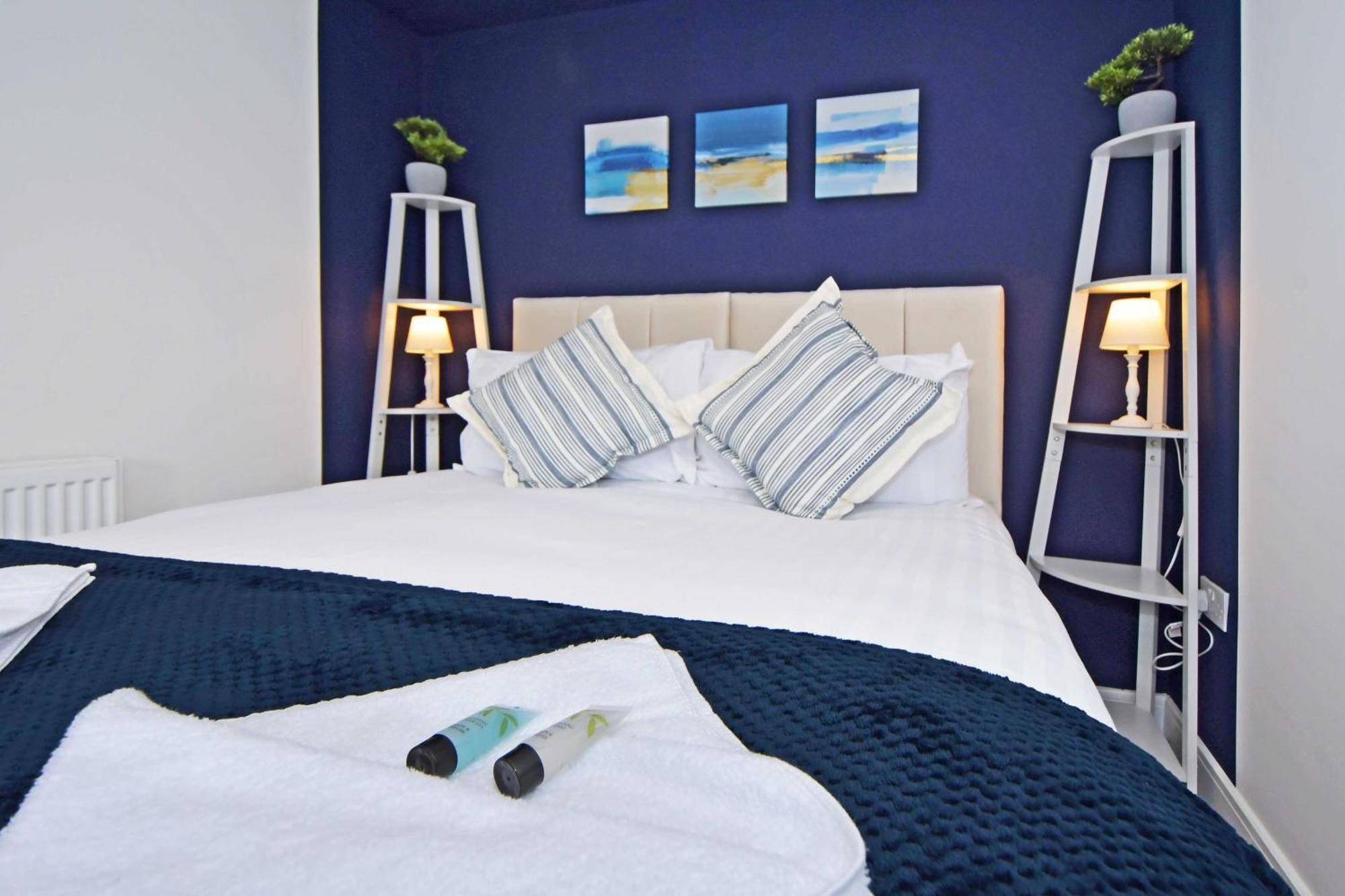 Sapphire Apartments By Yourstays - Luxury 2 Bedroom Apartments In 克鲁 外观 照片