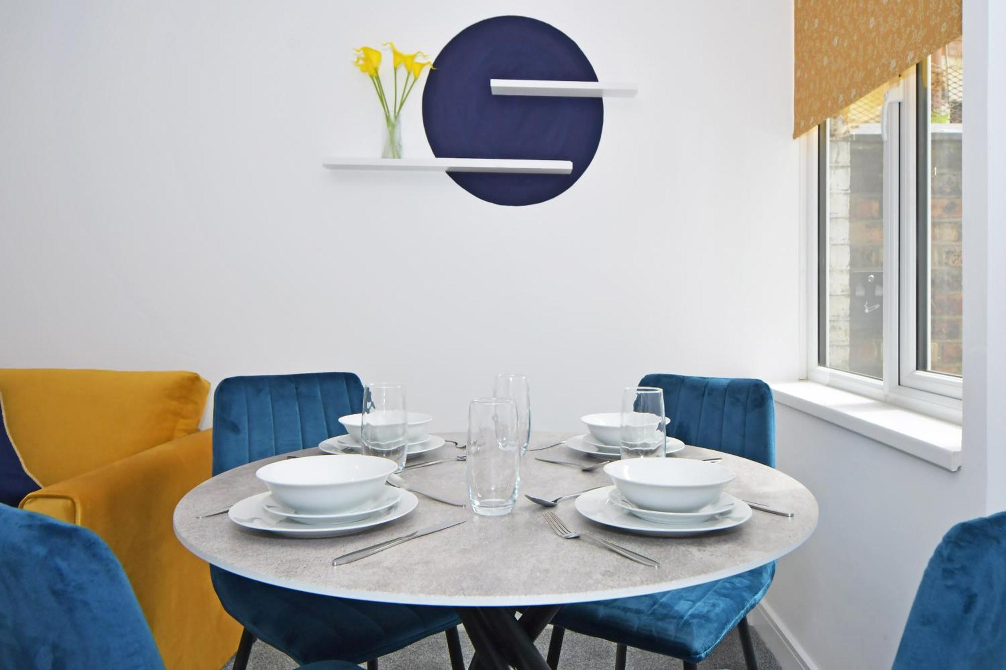 Sapphire Apartments By Yourstays - Luxury 2 Bedroom Apartments In 克鲁 外观 照片