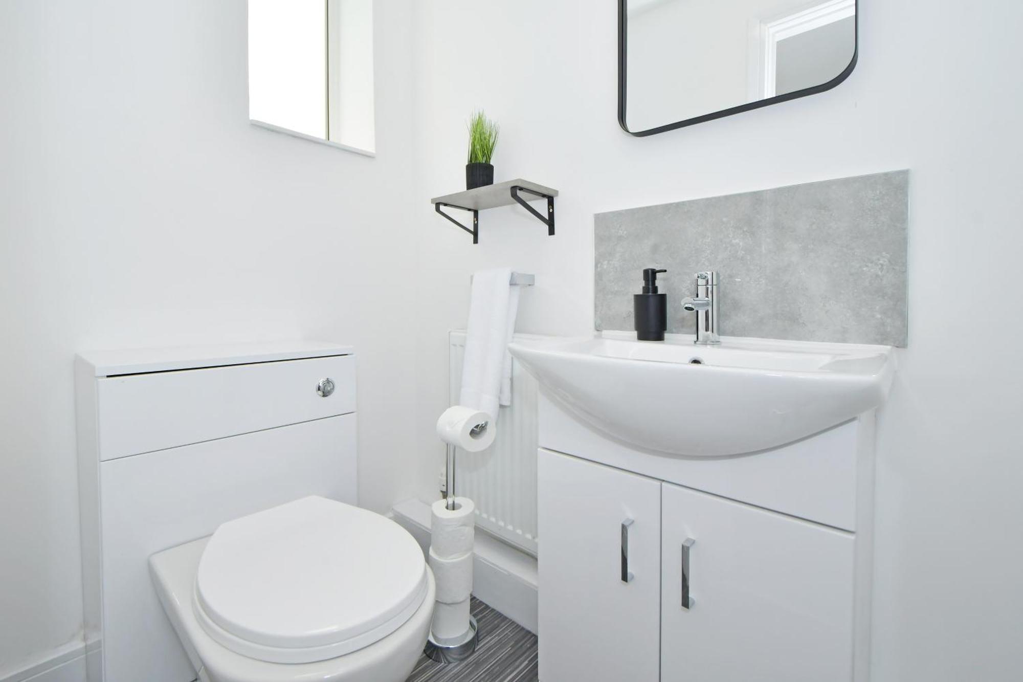 Sapphire Apartments By Yourstays - Luxury 2 Bedroom Apartments In 克鲁 外观 照片
