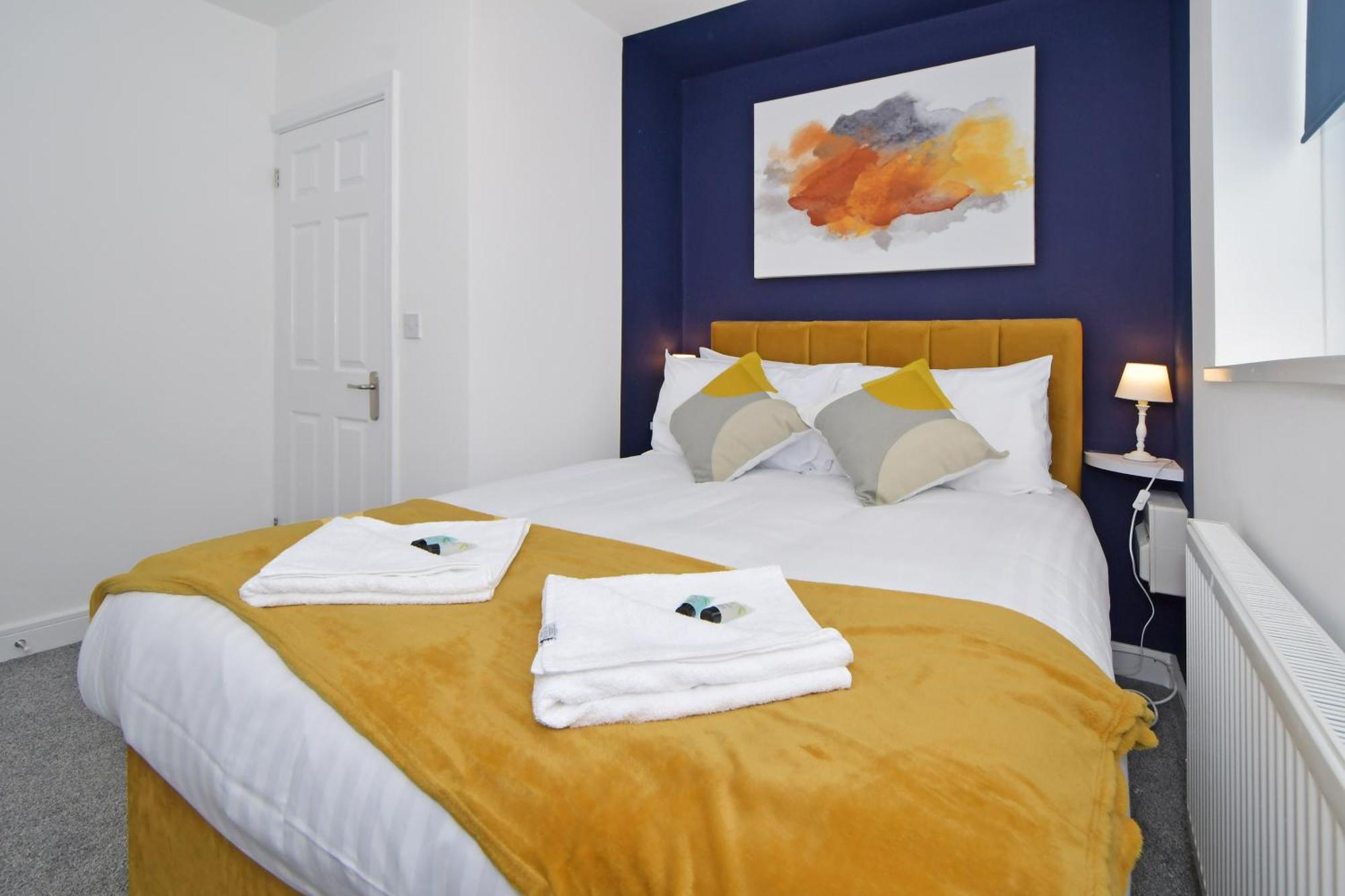 Sapphire Apartments By Yourstays - Luxury 2 Bedroom Apartments In 克鲁 外观 照片