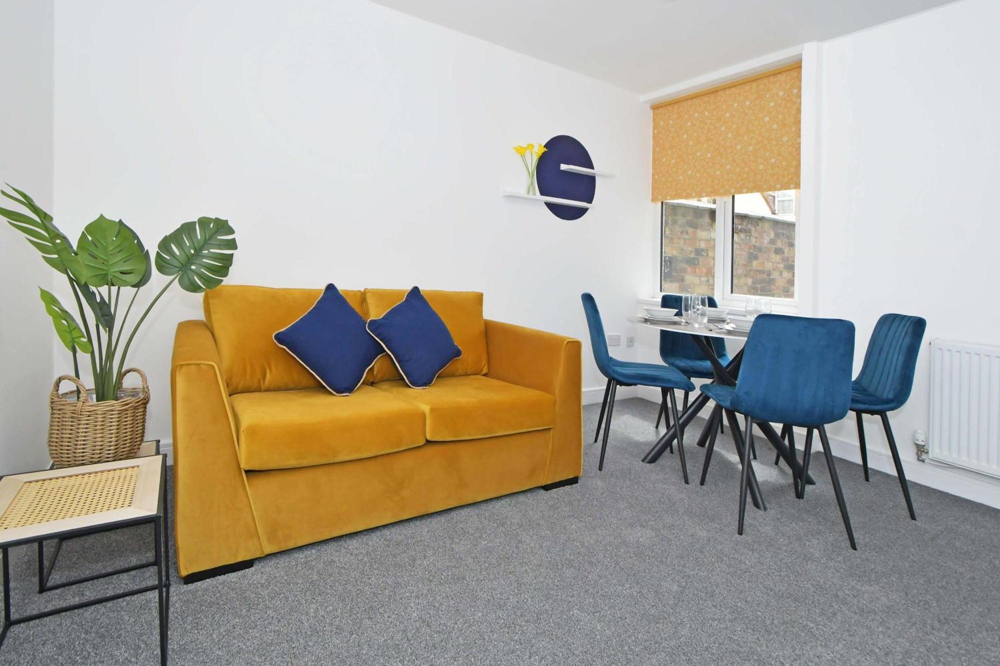 Sapphire Apartments By Yourstays - Luxury 2 Bedroom Apartments In 克鲁 外观 照片